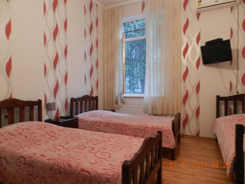 Room 404 Guest House Tiflis Exterior foto
